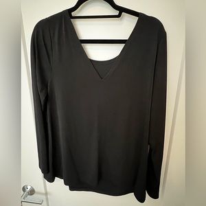 Never worn Lane Bryant dress shirt with gold chain